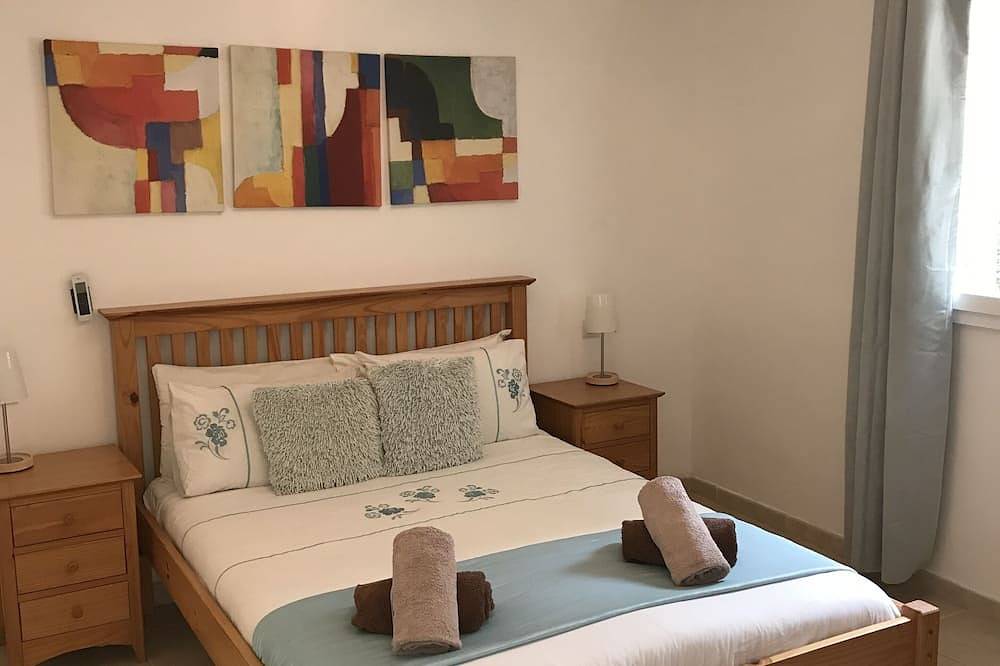 Strandnahe neu renovierte Villa: beheizbarer Pool, Whirlpool, Glasfaser-Internet in Cala Murada, Manacor