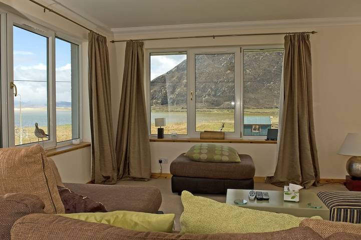 Herrliche Aussicht von unserem 2 Schlafzimmer gut ausgestattete, komfortable Einfamilienhaus in Lewis and Harris, Äußere Hebriden