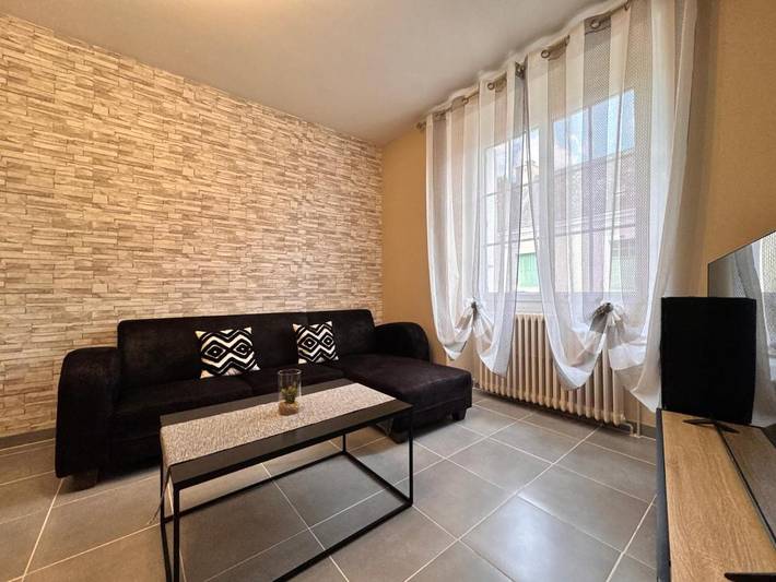 Location de vacances pour 5 personnes, avec terrasse à Parigné-le-Pôlin - 3