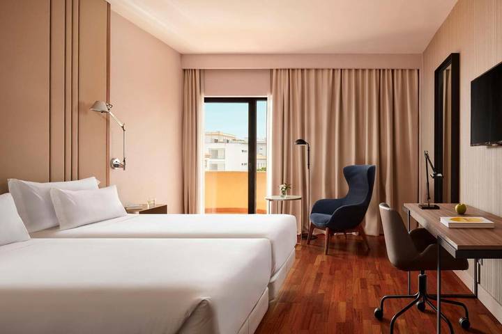 Hôtel pour 2 personnes, avec piscine ainsi que balcon et vue à Huelva - 3