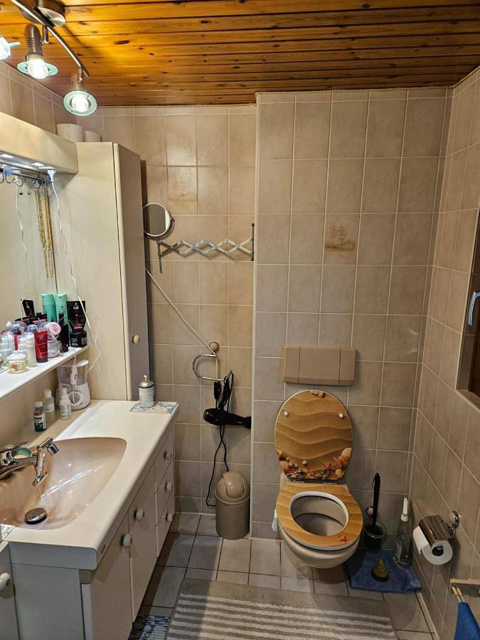 Maison de campagne pour 2 personnes, avec jardin et vue à Vernayaz
