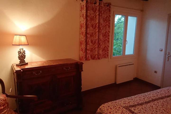 Gîte pour 4 personnes, avec jardin et terrasse à Bessan - 3