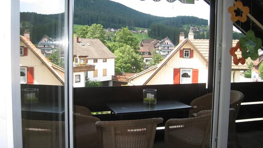Gîte pour 7 personnes, avec balcon à Baiersbronn - 2