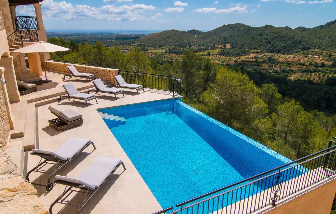 Paradies mit Meerblick, Pool und Grill in Manacor, Mallorca Osten