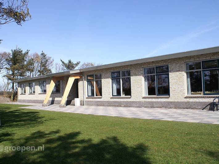 Ferienhaus für 92 Personen, mit Balkon/Terrasse und Terrasse in De Koog - 2