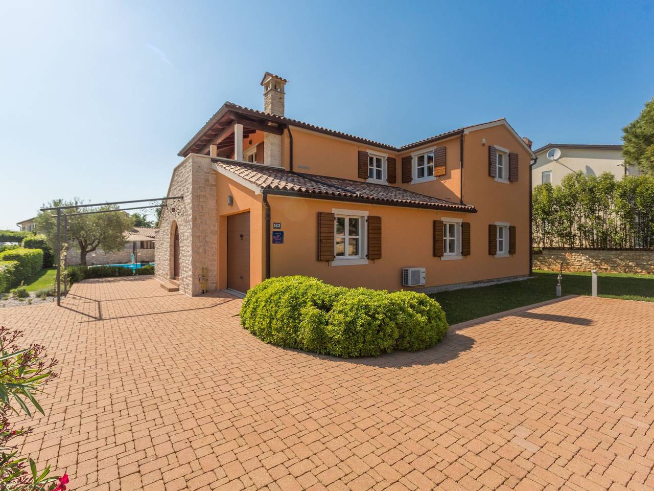 Ganz tolle Villa bis 12 Personen mit vielen Extras in Kastelir, Općina Kaštelir - Labinci