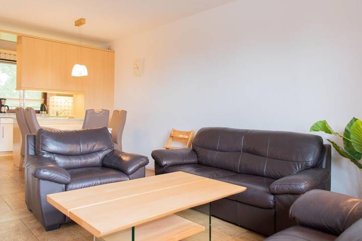 Ganze Wohnung, Geräumige Ferienwohnung Anker in ruhiger Lage in Scharbeutz, Ostholstein