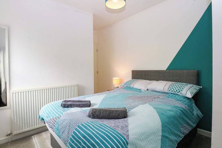 Y Berth, family friendly, country holiday cottage in Llanberis in Llyn Padarn, Snowdonia