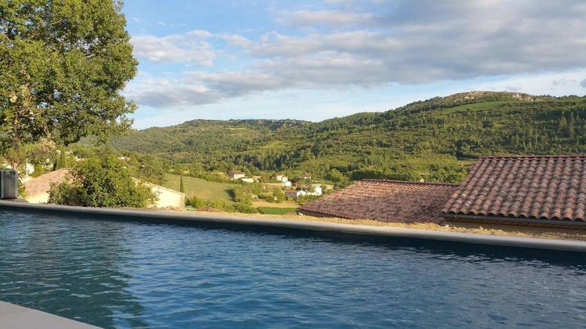 Location de vacances pour 9 personnes, avec piscine ainsi que jardin et vue, animaux acceptés à Couiza - 2