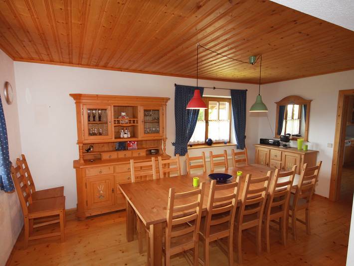 Ferienhaus für 20 Personen, mit Garten und Balkon sowie Sauna in Kärnten - 2