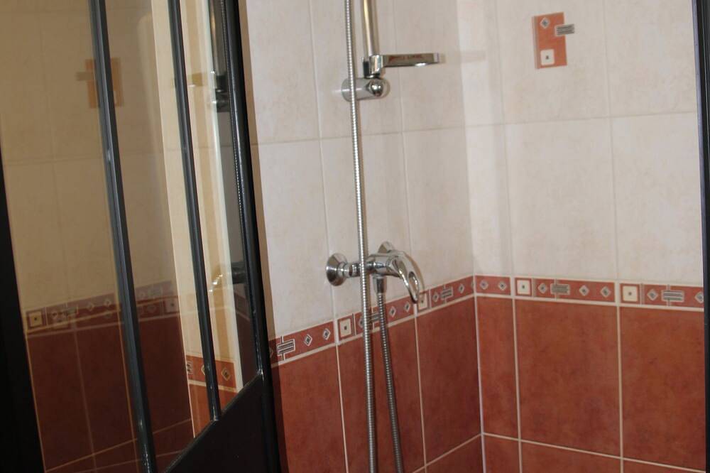 Ganze Wohnung, Studio 5 minutes from Biarritz in Arbonne, Bayonne und Umgebung