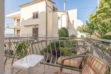 Apartament Wakacyjny dla 4 osoby w Lokva Rogoznica, Żupania splicko-dalmatyńska, Zdjęcie 3