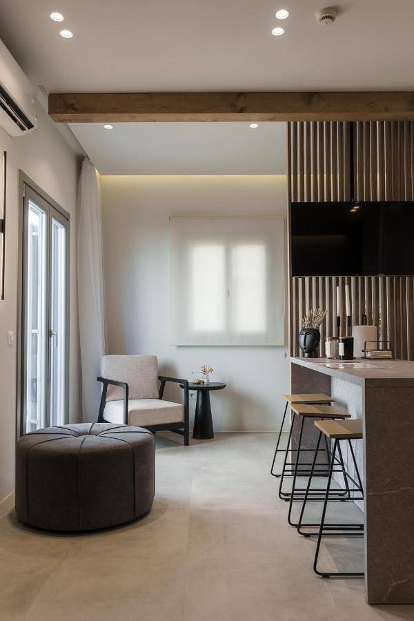 Location de vacances pour 2 personnes, avec jardin et jacuzzi dans Antiparos Ville - 2