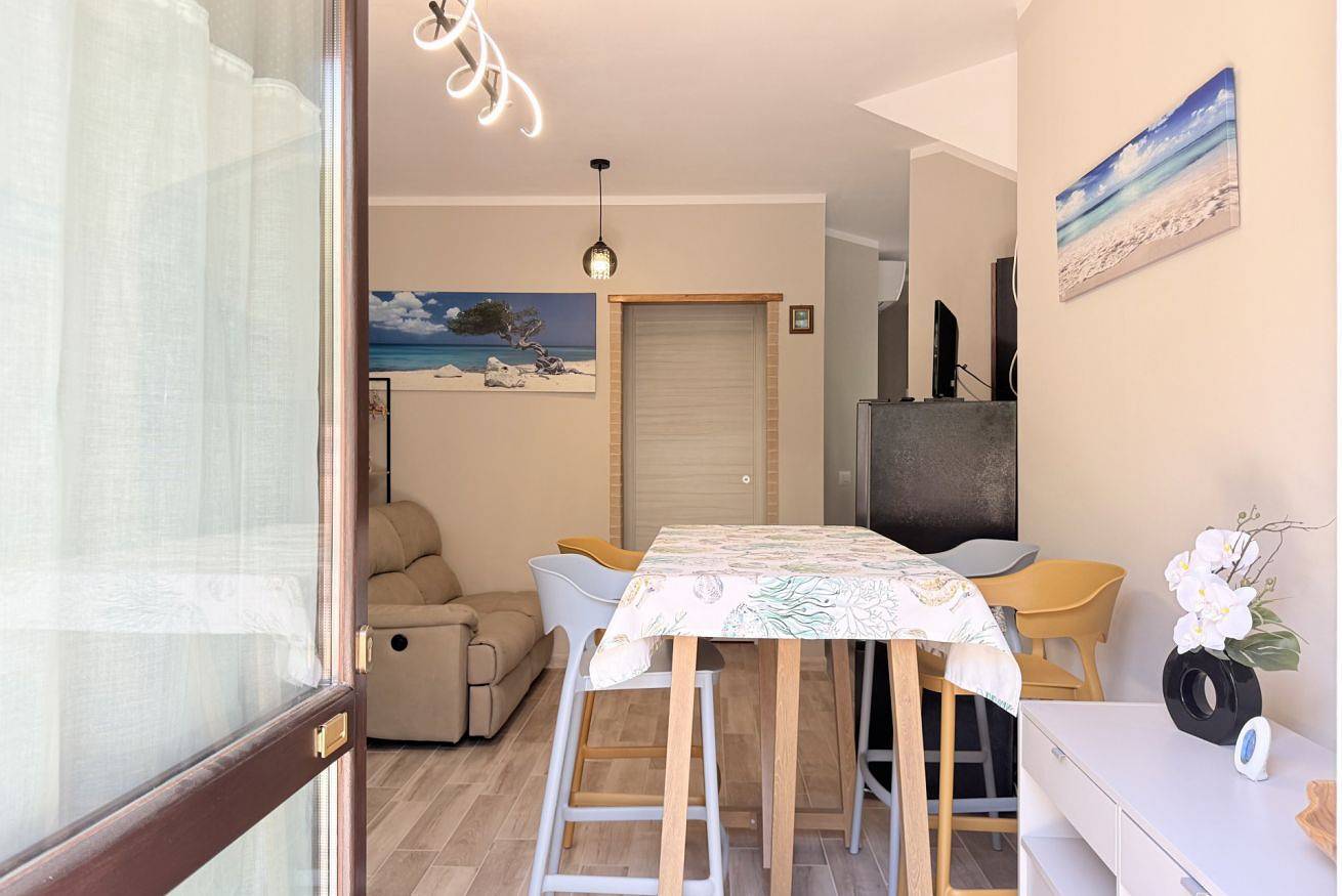 Appartamento intero, S378 - Sirolo, nuovo bilocale con giardino e parcheggio in Sirolo, Riviera del Conero