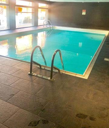 Cottage pour 3 personnes, avec piscine ainsi que terrasse et sauna, animaux acceptés dans Office De Tourisme De Font Romeu