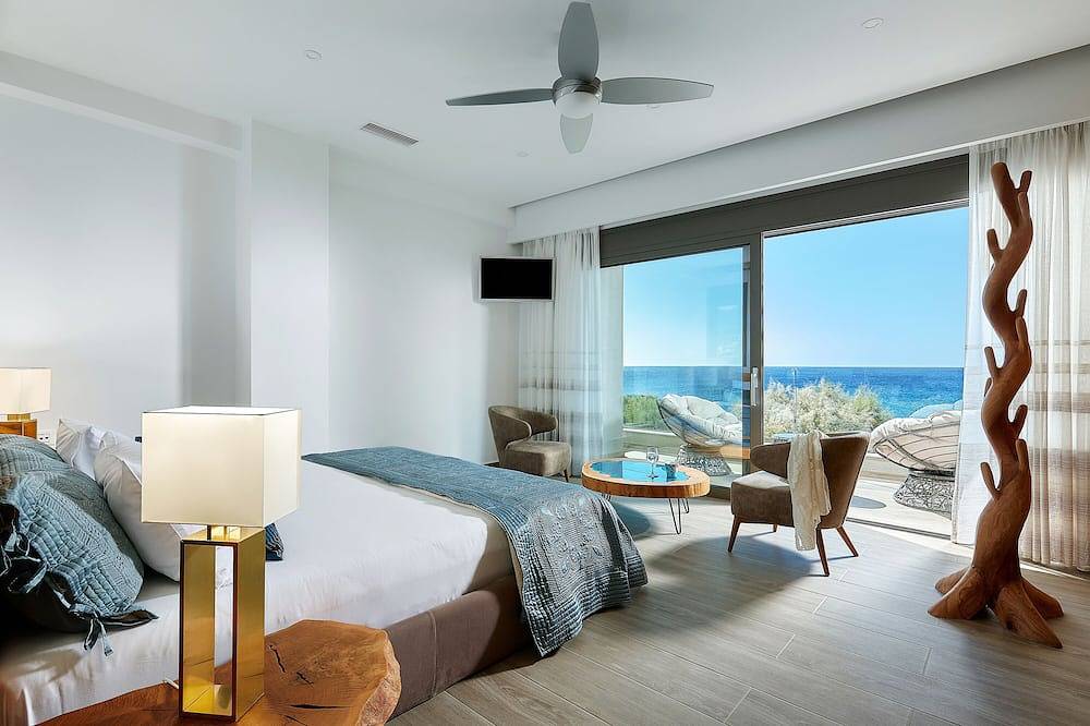 Ganze Wohnung, Luxus-Penthouse am Meer mit Panoramablick, eigenem Whirlpool und Grill in Koutsouras, Lasithi