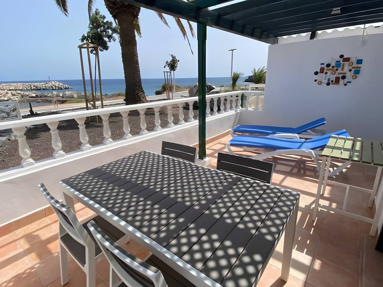 Entire apartment, Vacation Apartment 'Libra Amarilla Golf' with Sea View, Shared Pool and Wi-Fi in Las Adelfas, Amarilla Golf