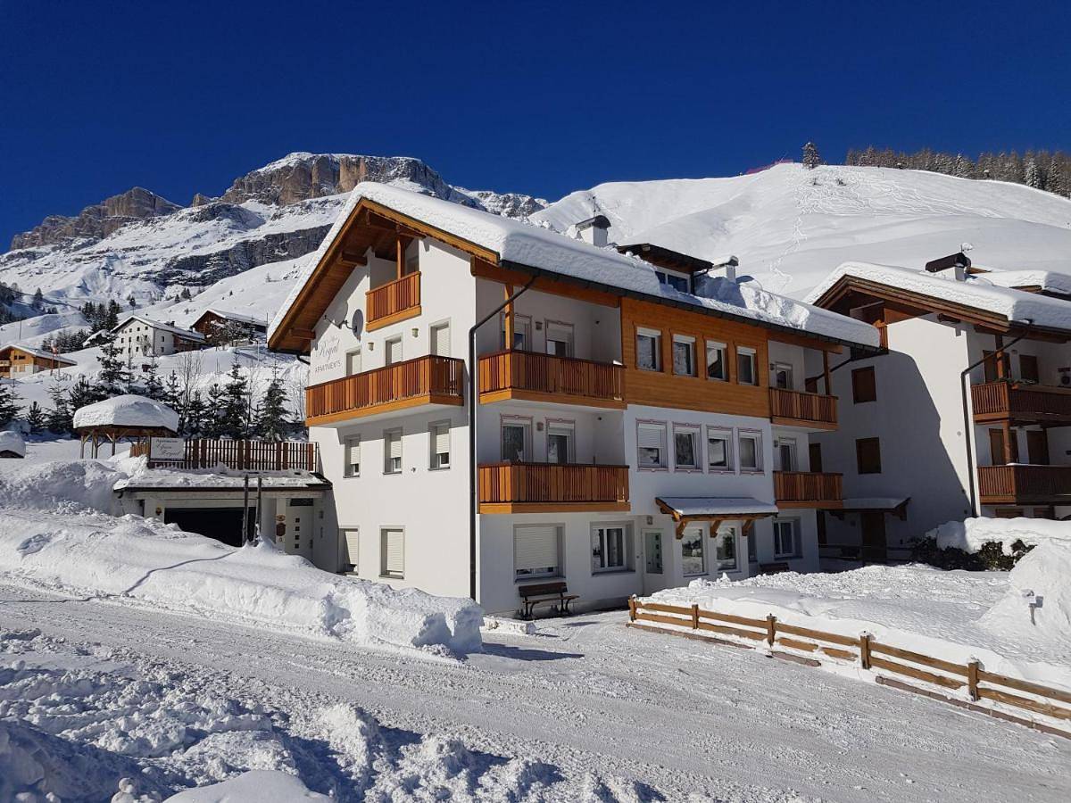 Apartments Alpenroyal Arabba - Check-in at Garni Royal in Arabba, Livinallongo del Col di Lana