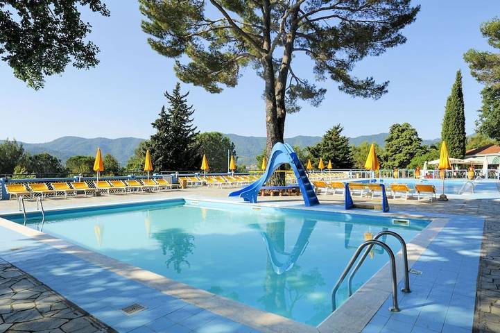 Location de vacances pour 4 personnes, avec sauna ainsi que jardin et piscine à Villanova d'Albenga - 4