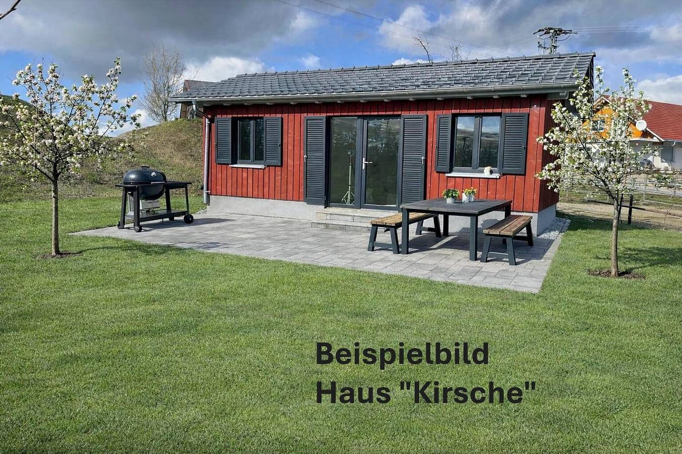 Ganze Ferienwohnung, Tiny Home 'Haus Kirsche' mit privater Terrasse, Wlan und Klimaanlage - Hundefreundlich in Poppis, Kressbronn am Bodensee