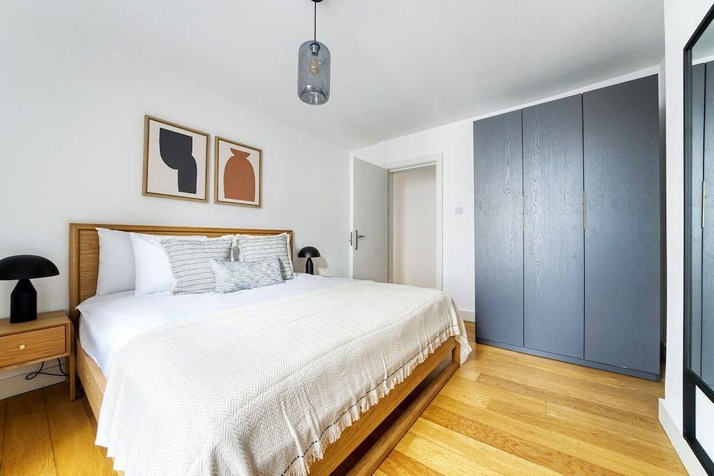 Apartamento entero, Fitzrovia 2Br on Tottenham Crt Rd, nr. Oxford Str. Shops, by Blueground in Camden, Londres