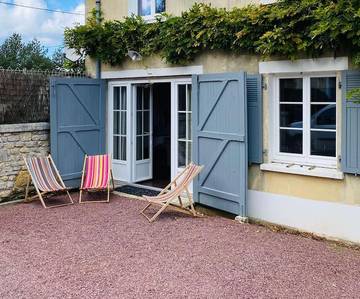 Gîte pour 3 personnes, avec terrasse et jardin dans Aure sur Mer