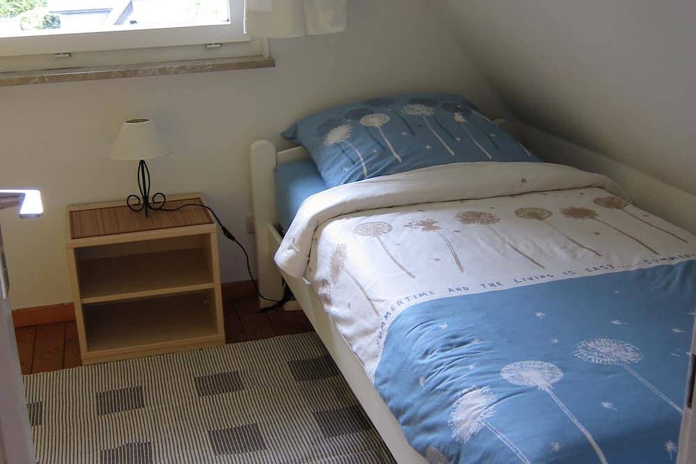 Gemütliches & charmantes Nurdachhaus komplett umzäunt mit großem Grundstück in Neuenkirchen (Lüneburger Heide), Landkreis Heidekreis