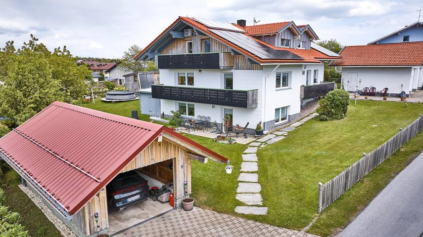 Ferienwohnung für 7 Personen, mit Balkon und Balkon/Terrasse sowie Terrasse und Garten in Mauth