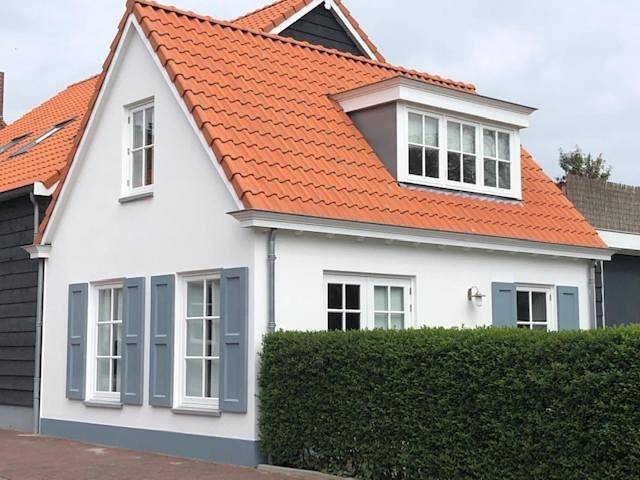 Ferienhaus für 4 Personen, mit Ausblick und Terrasse in Zeeland