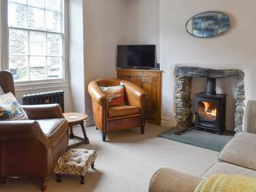 Log Cabin for 4 People in Windermere, Cumbria, Photo 1