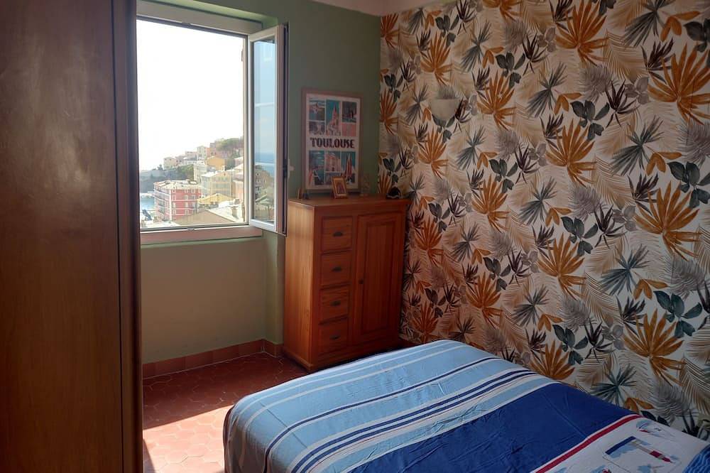 Appartement entier, Appartement 3 pièces avec superbe vue mer et citadelle - centre-ville de Bastia in Bastia, Cap Corse