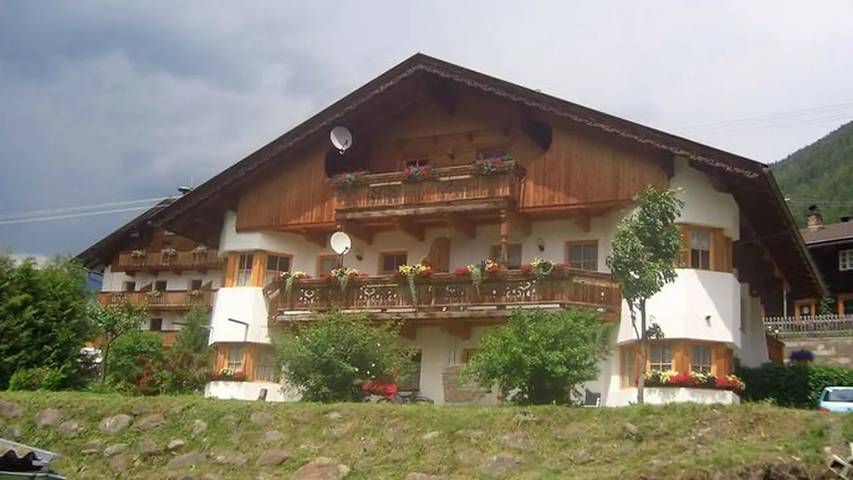 Ferienwohnung für 5 Personen, mit Balkon in Kals am Großglockner