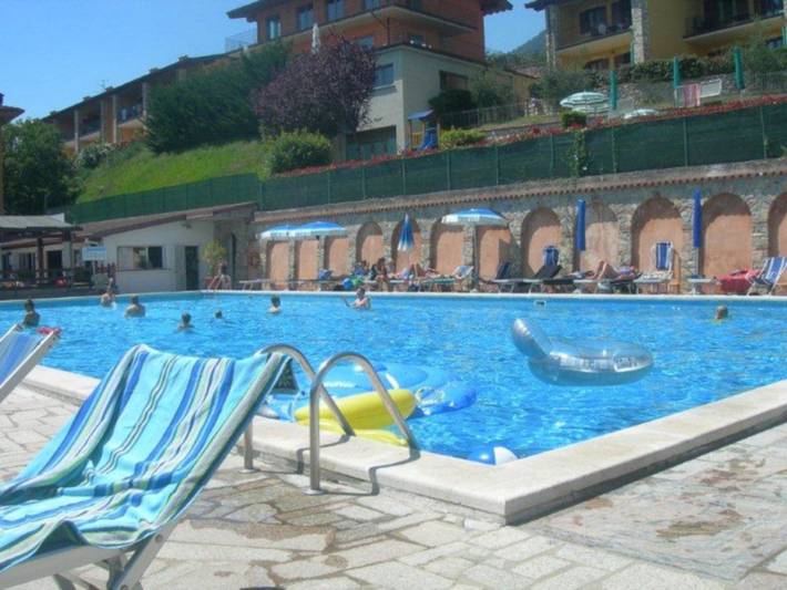 Ferienwohnung für 5 Personen, mit Pool und Balkon, kinderfreundlich am Gardasee - 2