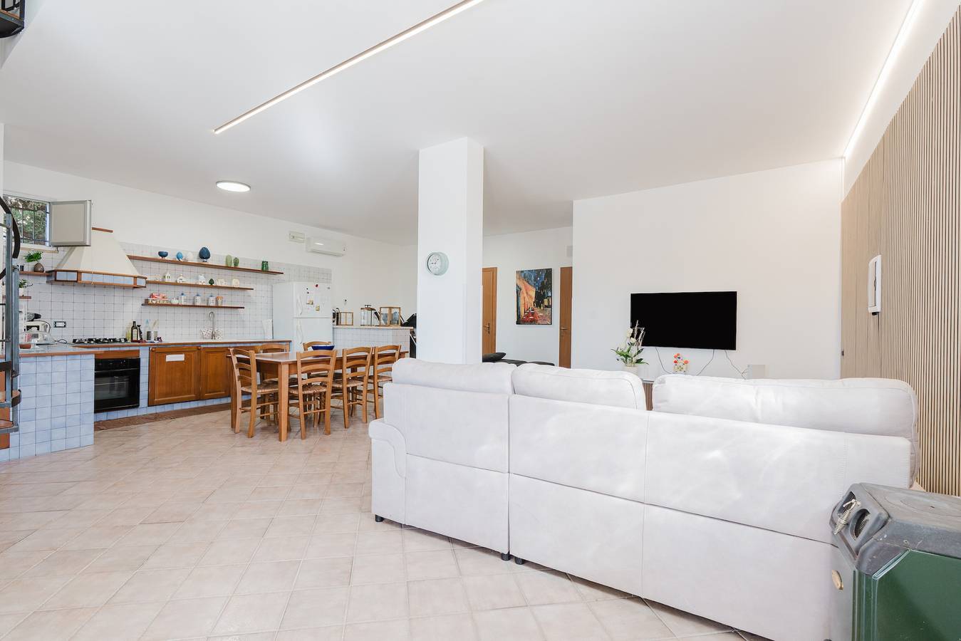 Appartement entier, Appartement "Elena" avec vue sur la montagne, Wi-Fi et climatisation in Alcamo, Province de Trapani