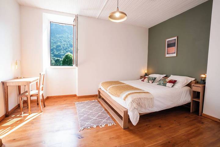 Location de vacances pour 12 personnes, avec piscine et jardin à Beaudéan - 4