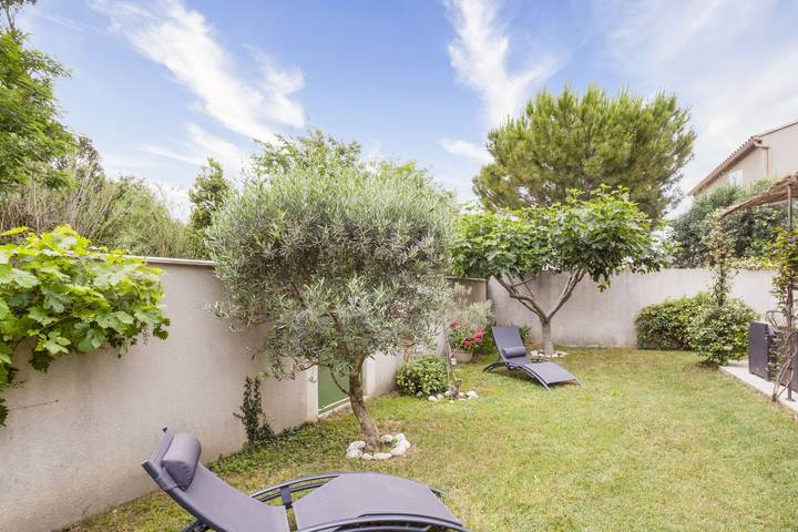 Location de vacances pour 6 personnes, avec jardin et terrasse à Châteaurenard - 3