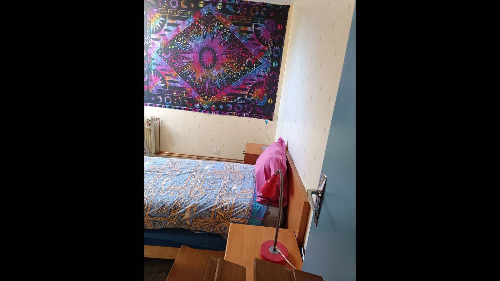 Cama individual con escritorio grande in Fruges, Montreuil (Região)