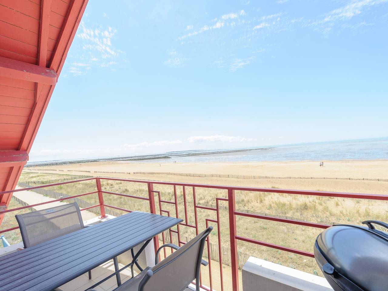 Apartamento entero, Primera línea de playa: Apartamento T2 con balcón, wifi y parking - La Rochelle, hasta 4 personas in Châtelaillon-Plage, Región de La Rochelle