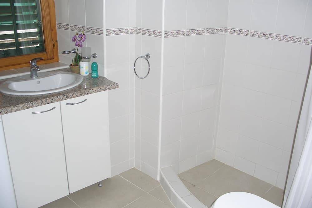 Ganze Wohnung, Charakter gut ausgestattet (links) Studio-Apartment im historischen Zentrum von Kotor in Kotor, Opština Kotor