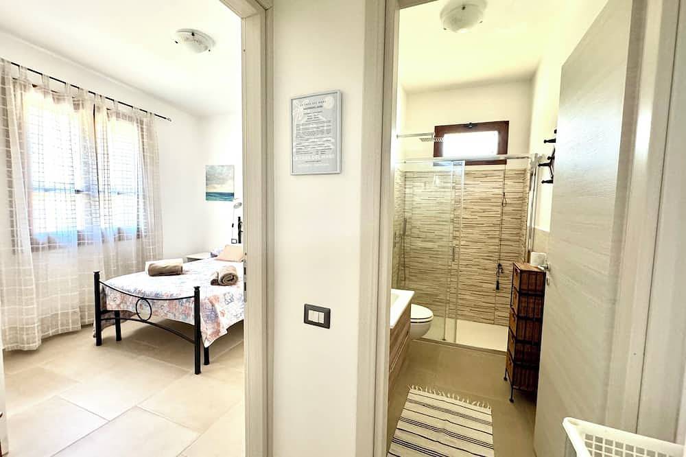 Appartamento intero, \" Beach House Bari Sardo \" in Torre di Bari, Provincia di Ogliastra