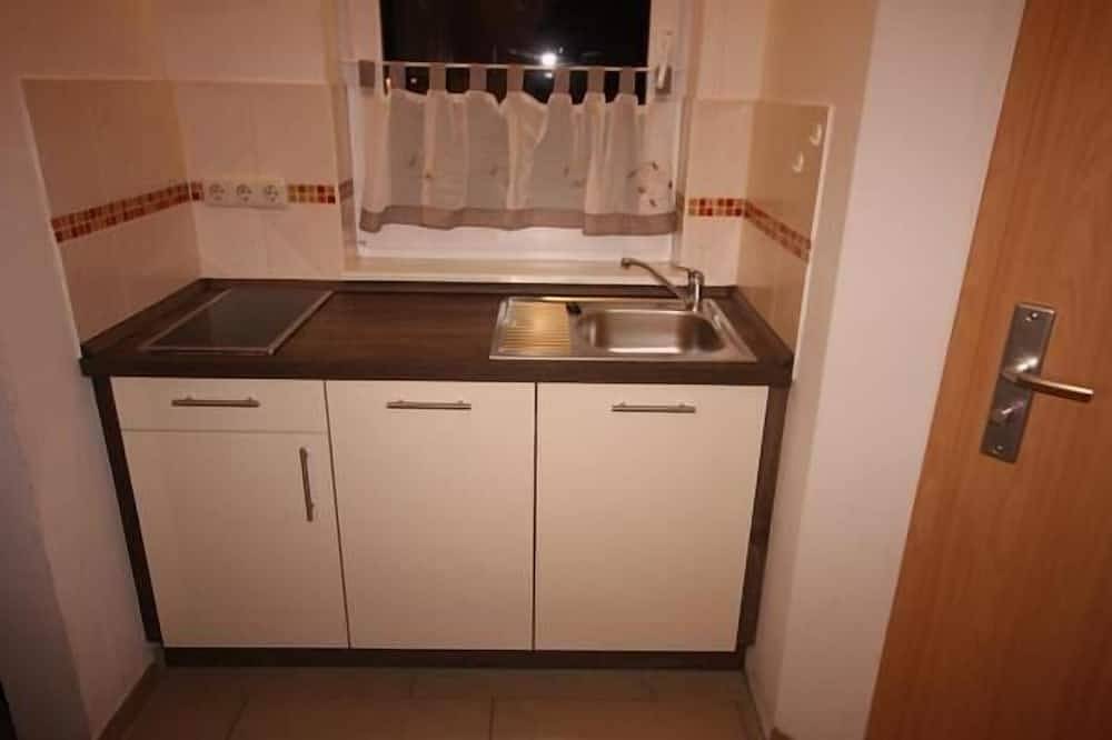 Ganze Wohnung, Ferienwohnung Ludorf für 1 - 4 Personen - Ferienwohnung in Ludorf, Müritz