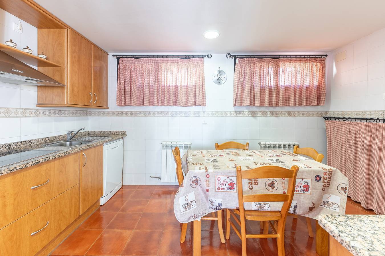 El Arroyuelo I – Charmantes Landhaus mit privater Terrasse in Ávila in Navarredonda de Gredos, Ávila und Umgebung