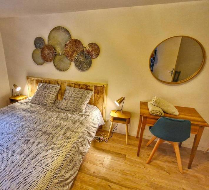 Maison d’hôte pour 3 personnes, avec vue et jardin