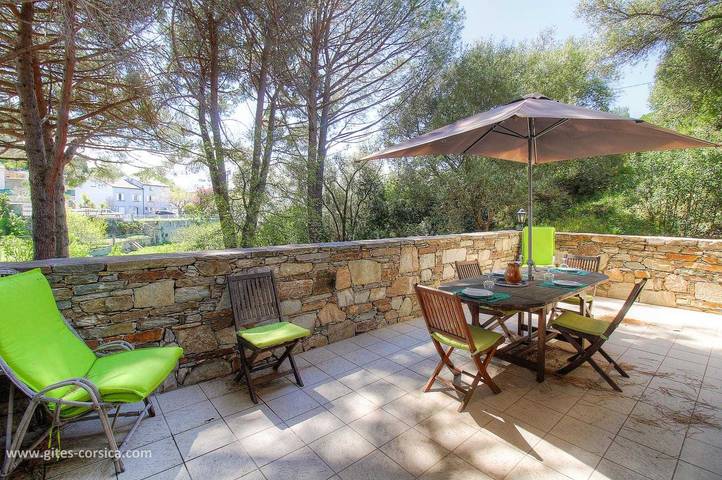Gîte pour 4 personnes, avec Terrasse et Vue à Patrimonio