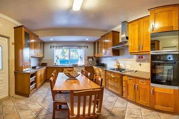 Casa De Férias para 11 Pessoas em Pêra, Alcantarilha e Pêra, Foto 2