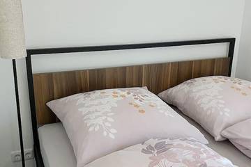 Hausboot für 4 Personen in Wangerland, Metropolregion Bremen-Oldenburg, Bild 1