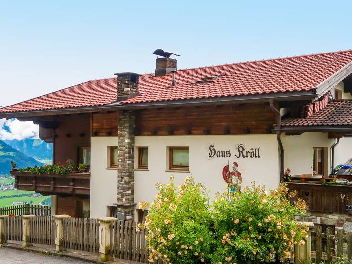 Ferienwohnung für 8 Personen, mit Balkon und Garten