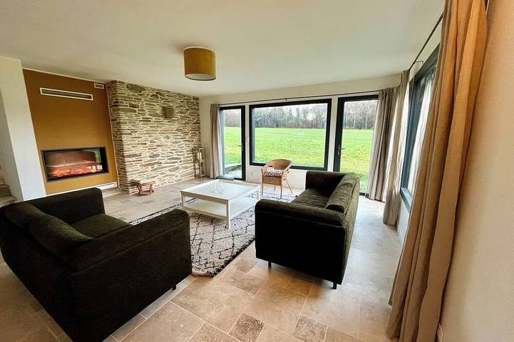Location de vacances pour 12 personnes, avec jardin à Sainte-Brigitte - 4