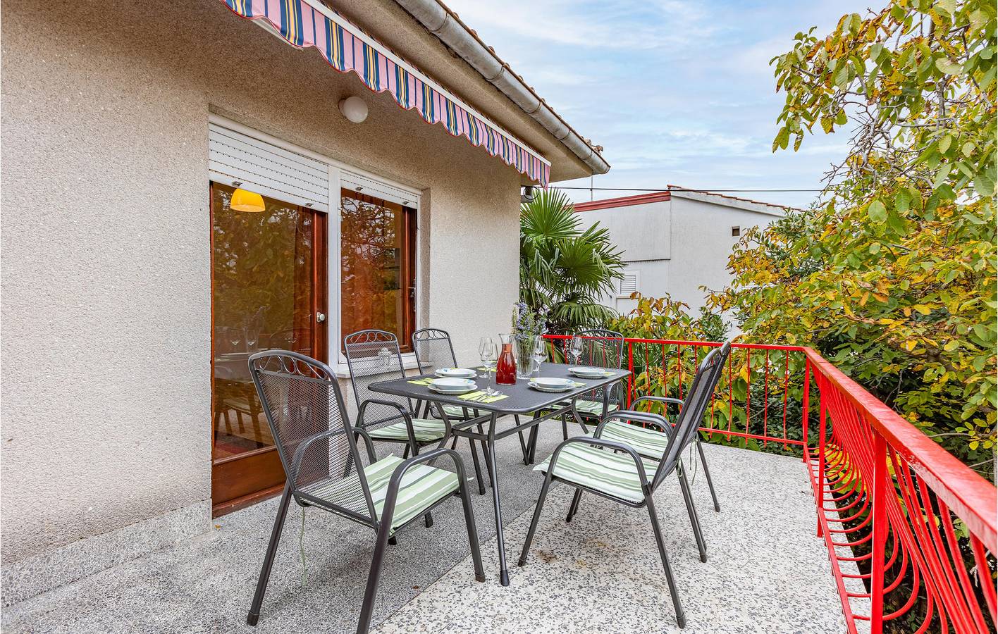 Ganze Ferienwohnung, Ferienwohnung für 6 Personen mit Terrasse in Malinska, Krk