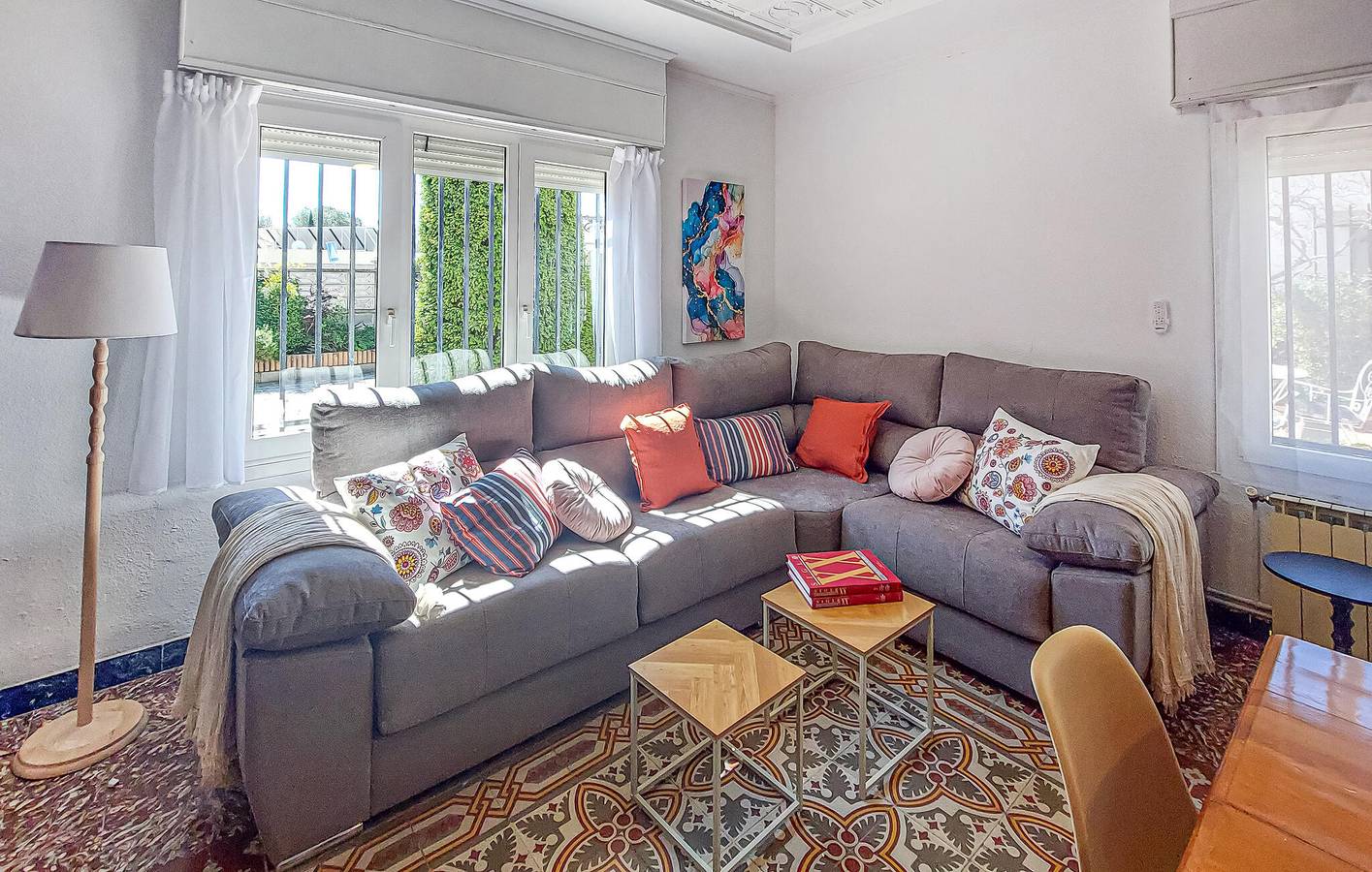 Charmant appartement de deux chambres avec piscine et terrasse près de Banyeres de Mariola in Banyeres de Mariola, Alicante l'intérieur des terres